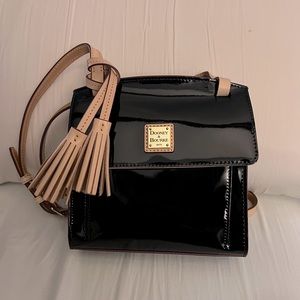 Small Black Dooney & Bourke crossbody bag -  PERFECT CONDITION